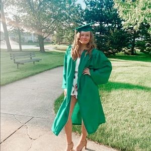 Meet your Posher, Ava